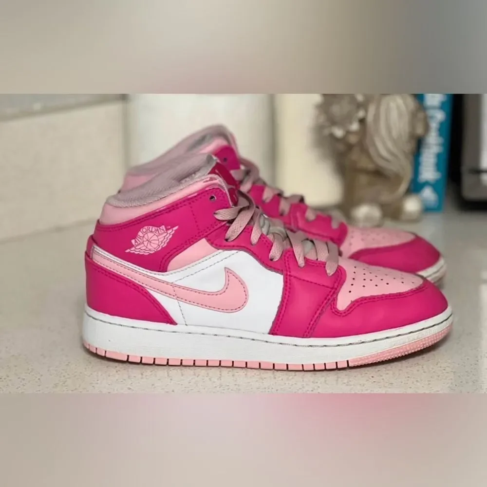 Nike Jordan 1 Mid Pink Barbie Youth